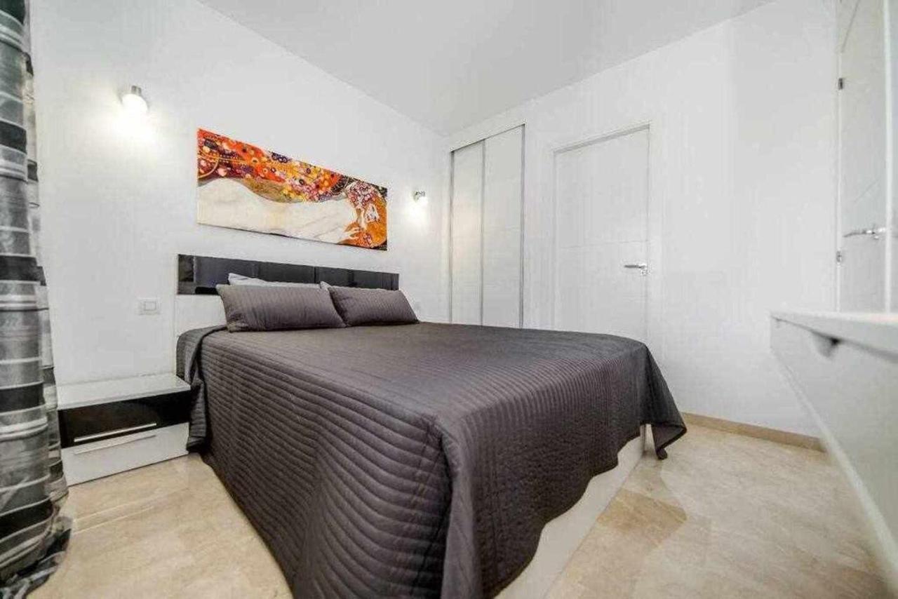 Espanhouse Elvis Apartment Torrevieja Exteriör bild
